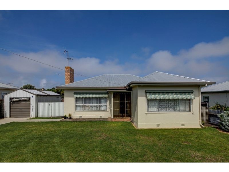9 College Street, Port Fairy VIC 3284
