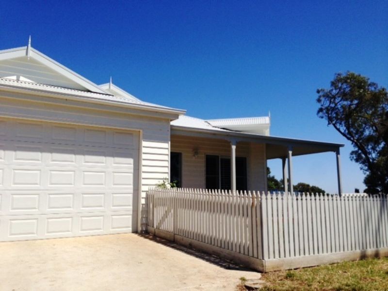 29 McVicar Street, Koroit VIC 3282