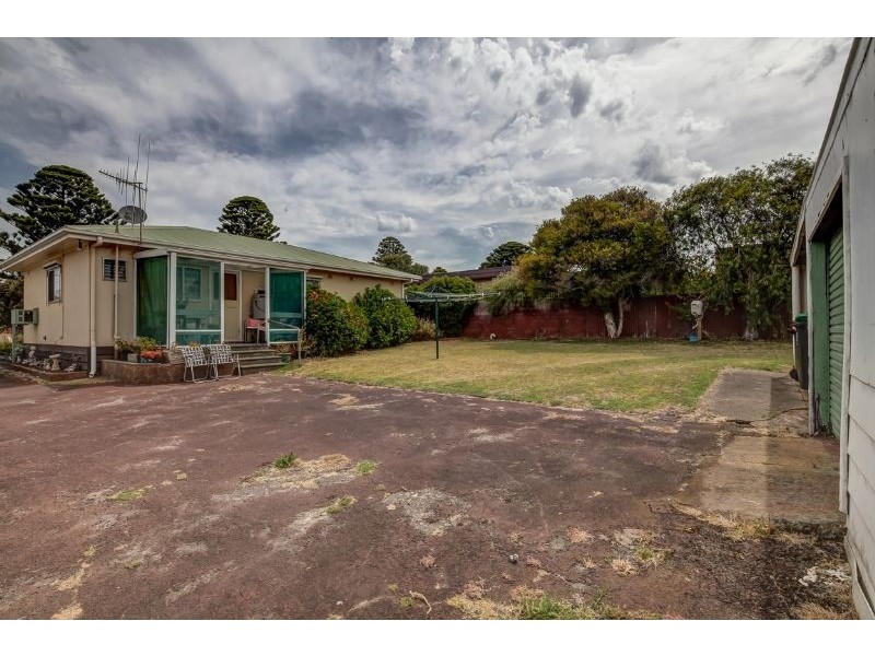 102 Regent Street, Port Fairy VIC 3284