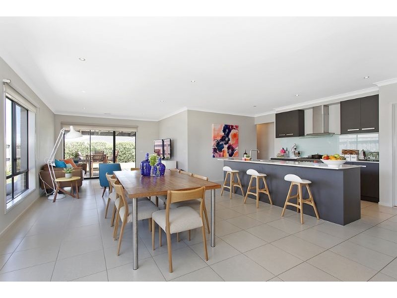 22 Thackeray Drive, Warrnambool VIC 3280