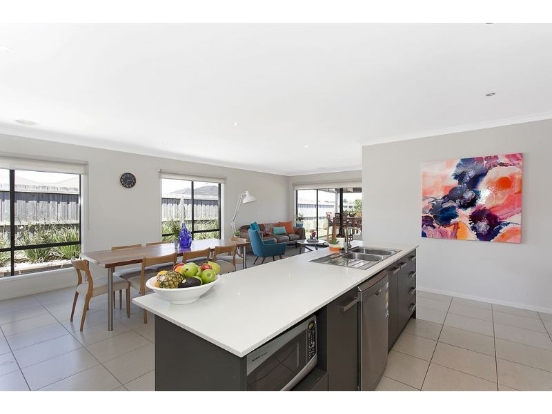 22 Thackeray Drive, Warrnambool VIC 3280