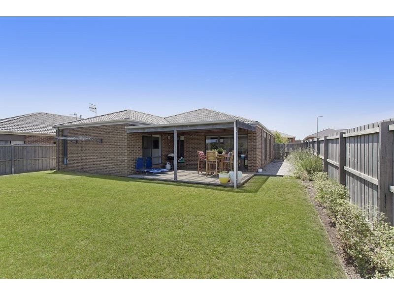 22 Thackeray Drive, Warrnambool VIC 3280