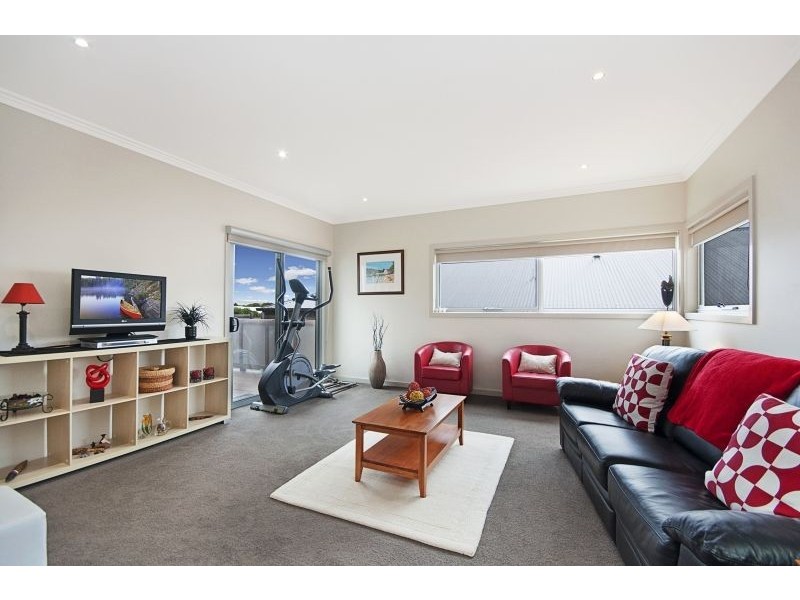 6 Martin Laurence Place, Port Fairy VIC 3284