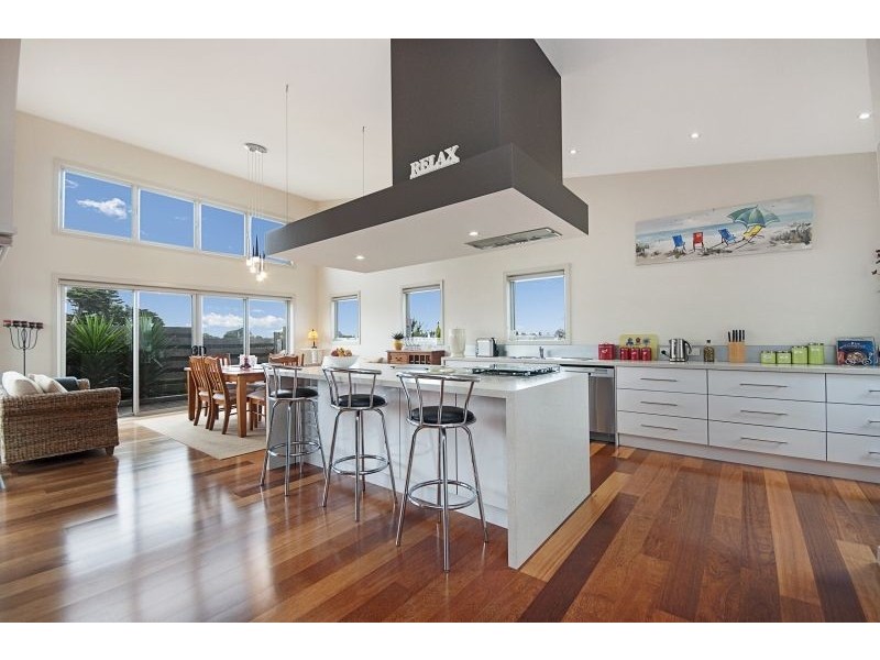 6 Martin Laurence Place, Port Fairy VIC 3284