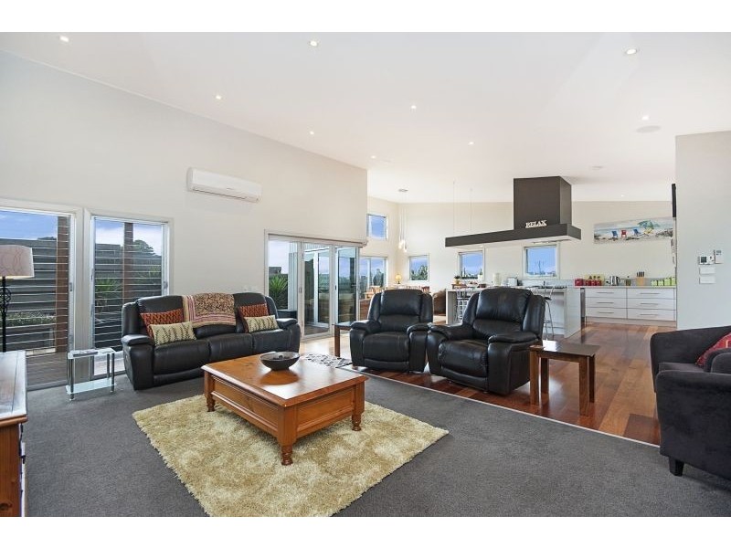 6 Martin Laurence Place, Port Fairy VIC 3284