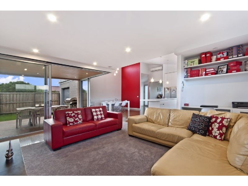 15 Singleton Street, Port Fairy VIC 3284