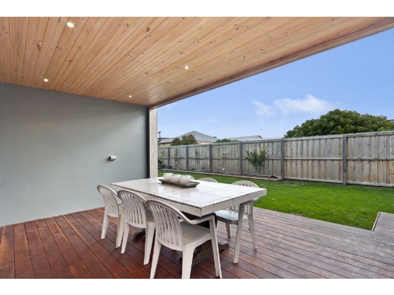 15 Singleton Street, Port Fairy VIC 3284