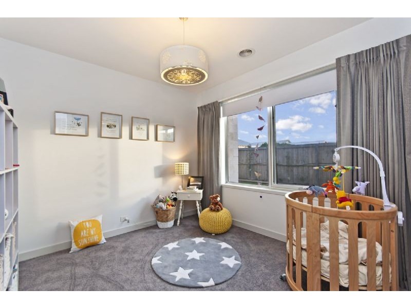 15 Singleton Street, Port Fairy VIC 3284