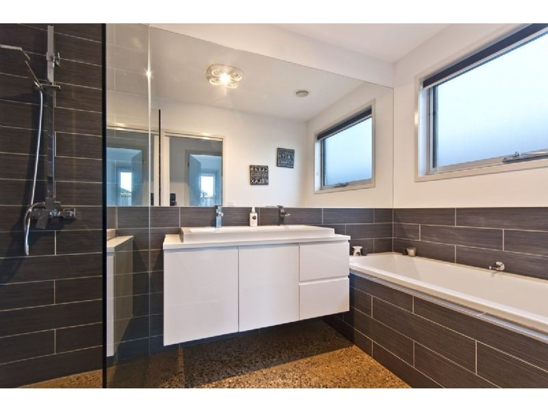 15 Singleton Street, Port Fairy VIC 3284