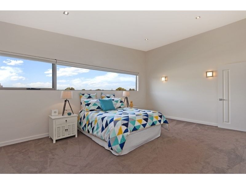 8 Mariner Court, Port Fairy VIC 3284