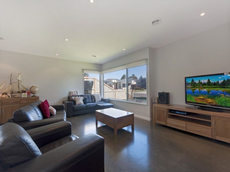 8 McGill Court, Port Fairy VIC 3284