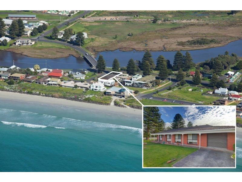 10 Moyne Crt, Port Fairy VIC 3284