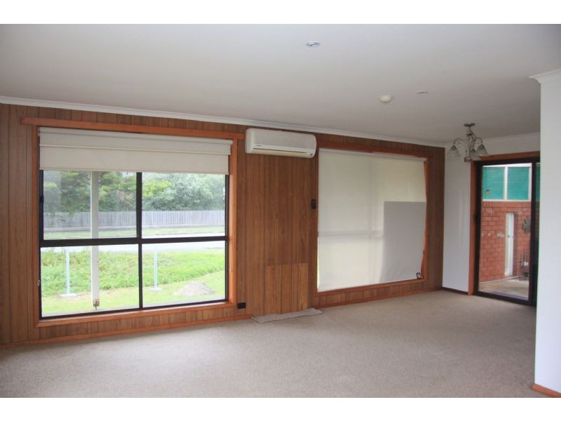 10 Moyne Crt, Port Fairy VIC 3284