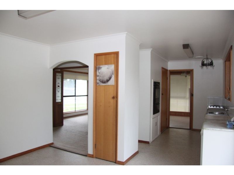 10 Moyne Crt, Port Fairy VIC 3284