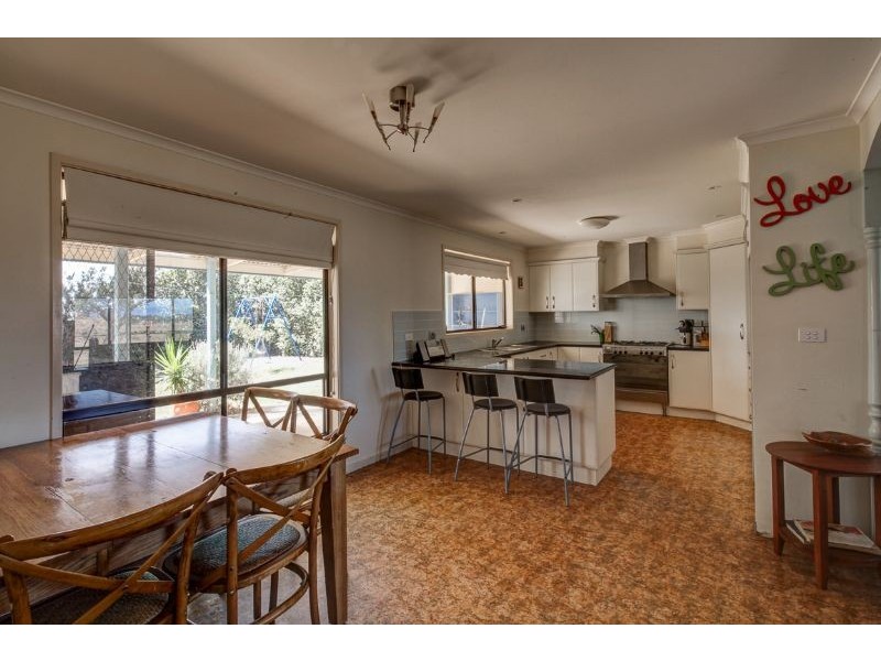 425 Blackwood Rd, Port Fairy VIC 3284