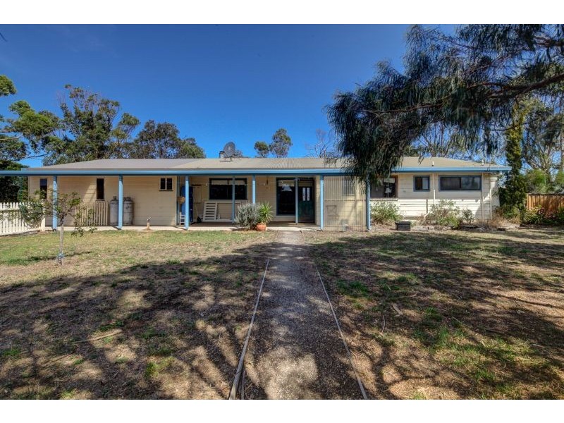 425 Blackwood Rd, Port Fairy VIC 3284