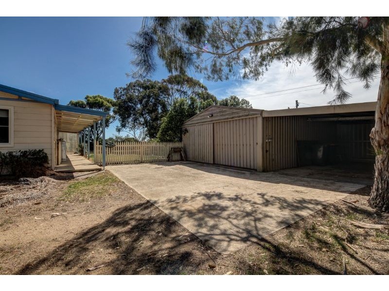 425 Blackwood Rd, Port Fairy VIC 3284