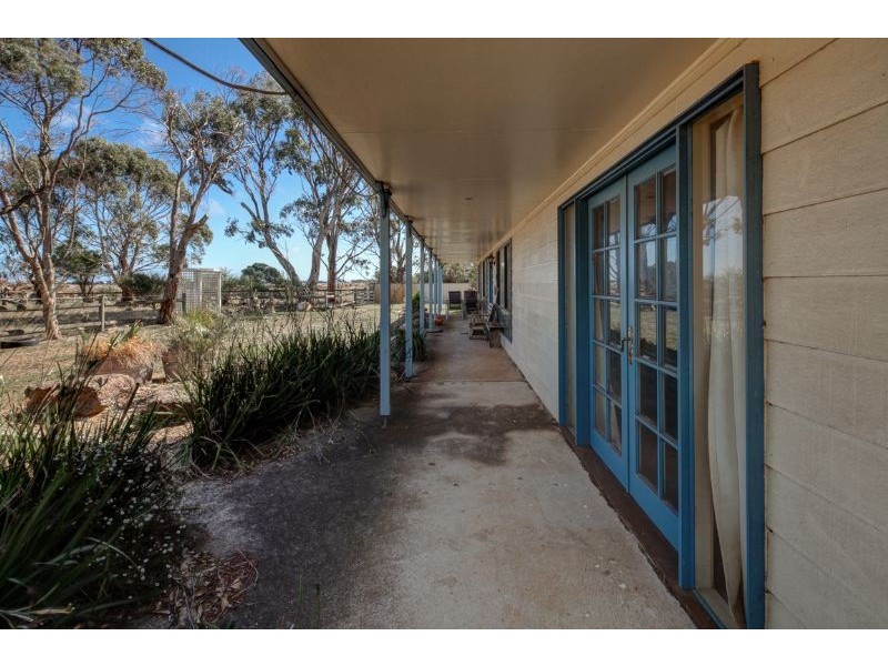 425 Blackwood Rd, Port Fairy VIC 3284