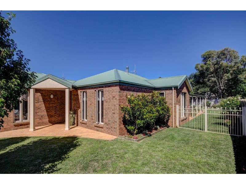 23 Dyson Street, Port Fairy VIC 3284