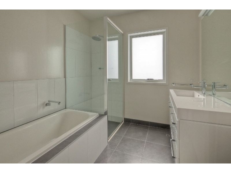 11 McGill Court, Port Fairy VIC 3284