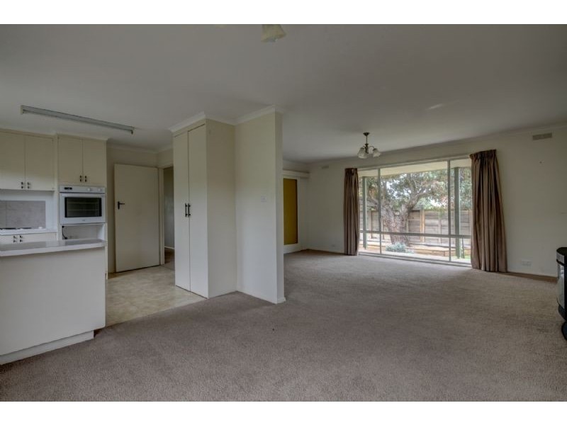 4 Uebergang Street, Port Fairy VIC 3284