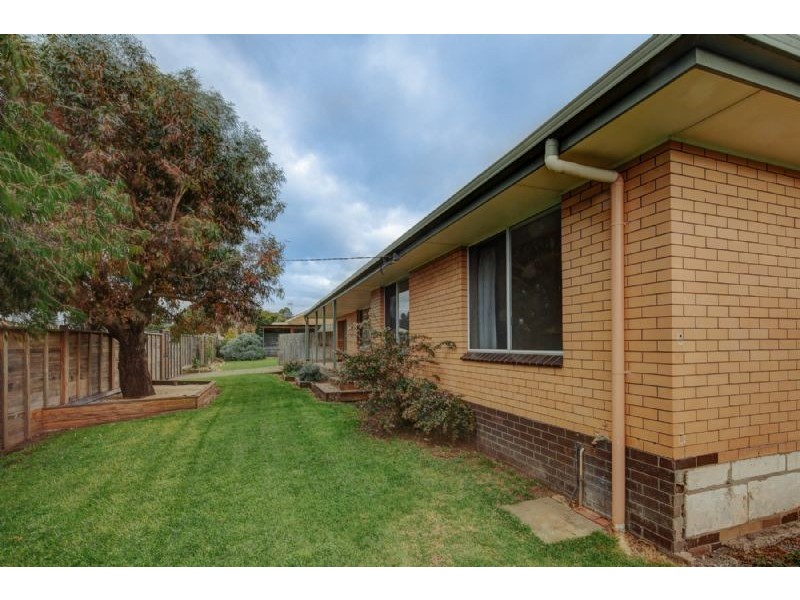 4 Uebergang Street, Port Fairy VIC 3284