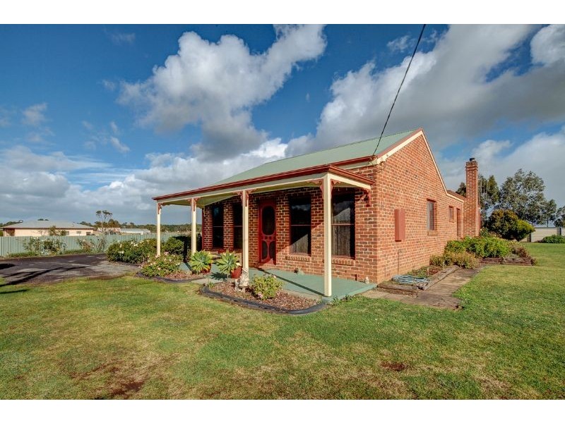 295 Southern Cross Road, Illowa VIC 3282
