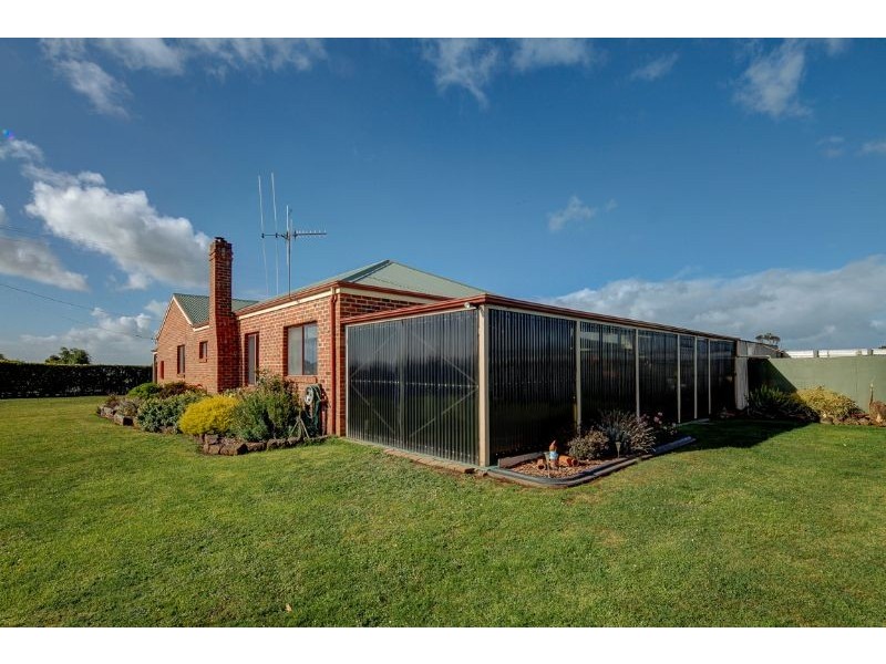 295 Southern Cross Road, Illowa VIC 3282