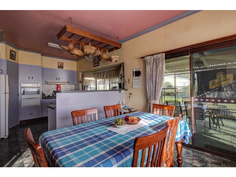 295 Southern Cross Road, Illowa VIC 3282