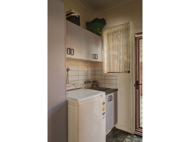 295 Southern Cross Road, Illowa VIC 3282