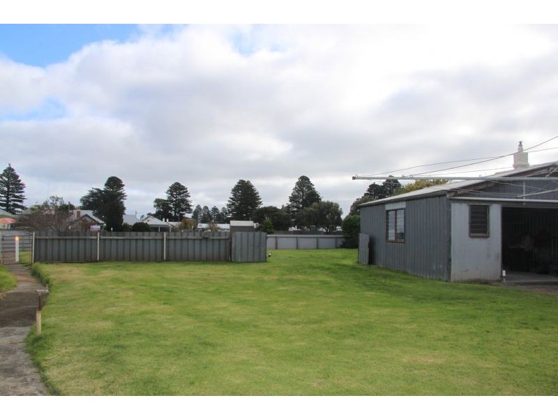 86 Gipps Street, Port Fairy VIC 3284