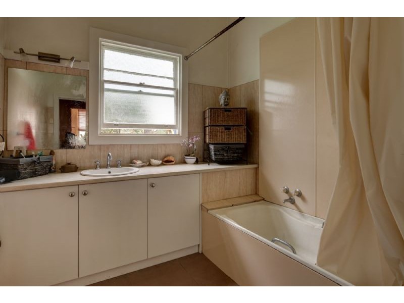 81 Princes Hwy, Port Fairy VIC 3284