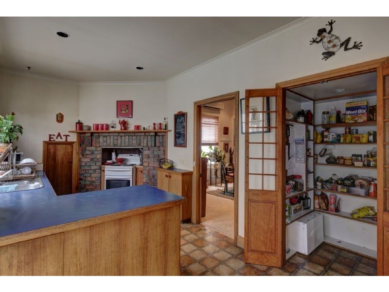 81 Princes Hwy, Port Fairy VIC 3284