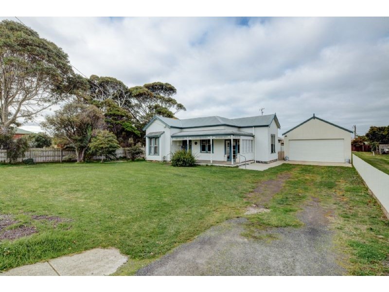 81 Princes Hwy, Port Fairy VIC 3284