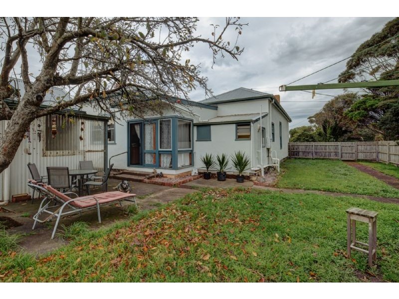 81 Princes Hwy, Port Fairy VIC 3284