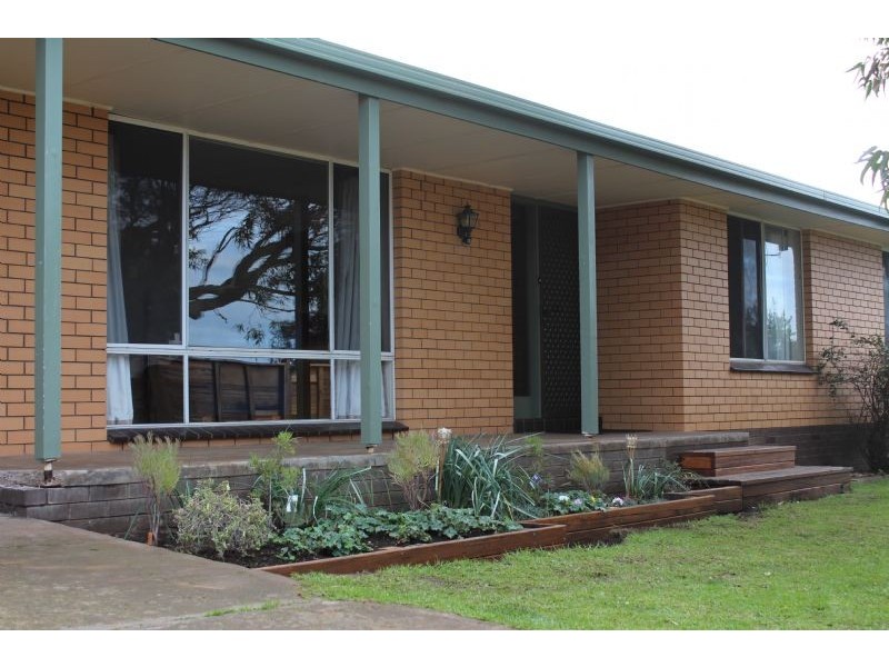 4 Uebergang Street, Port Fairy VIC 3284