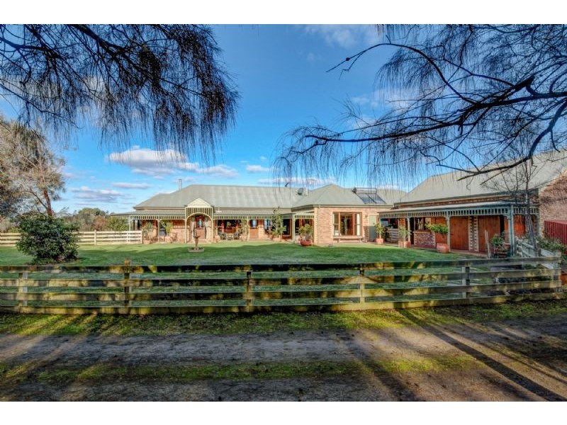 23 Bimberdong Lane, Tower Hill VIC 3283