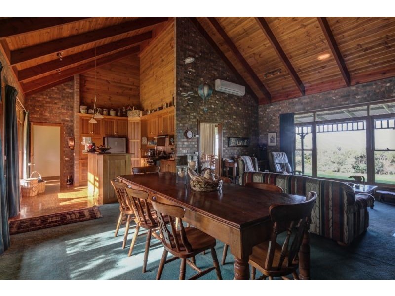 23 Bimberdong Lane, Tower Hill VIC 3283