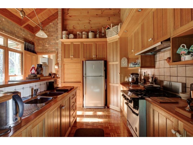 23 Bimberdong Lane, Tower Hill VIC 3283