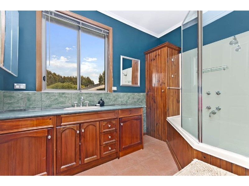 498 Codrington- Bessiebelle Rd, Codrington VIC 3285