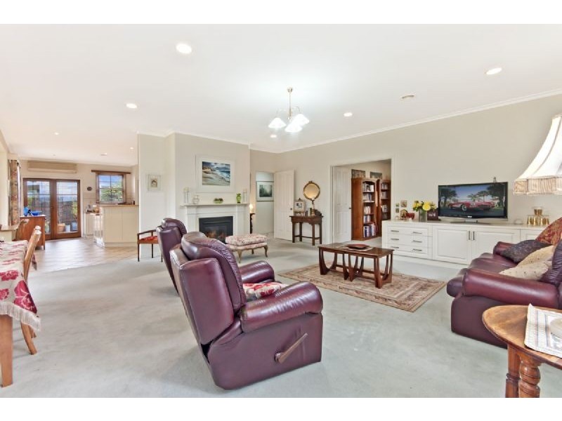 17 Regent Street, Port Fairy VIC 3284