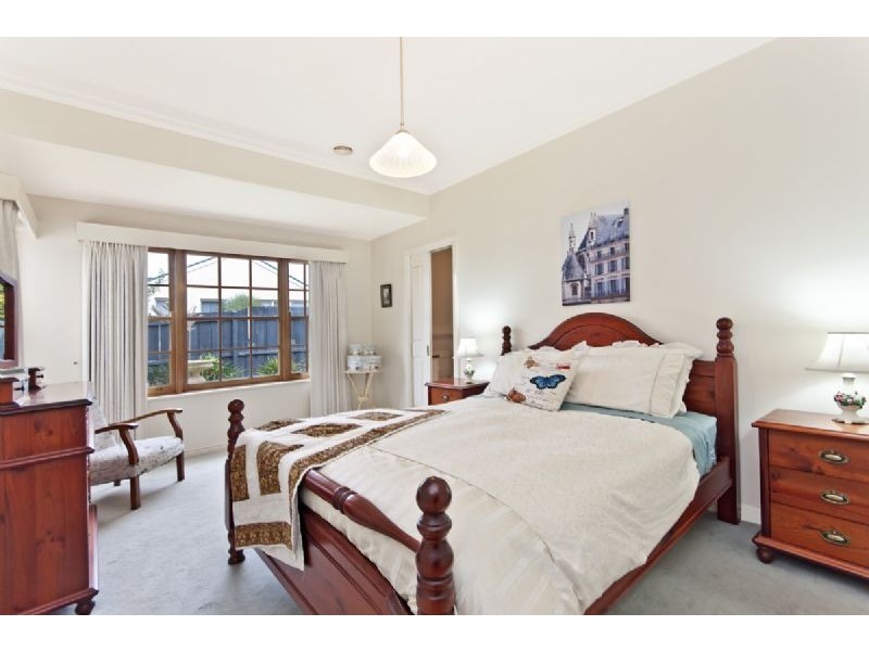 17 Regent Street, Port Fairy VIC 3284