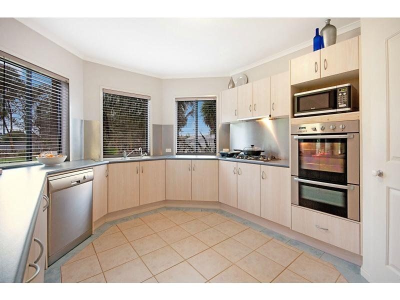 60-66 Cameron Street, Heywood VIC 3304