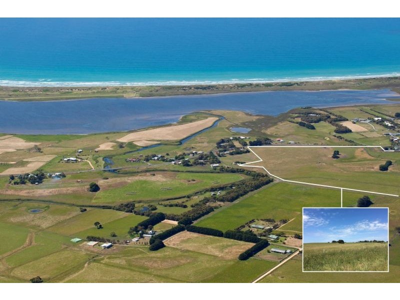 Crn of Sharkeys Rd & Ross Lane, Port Fairy VIC 3284