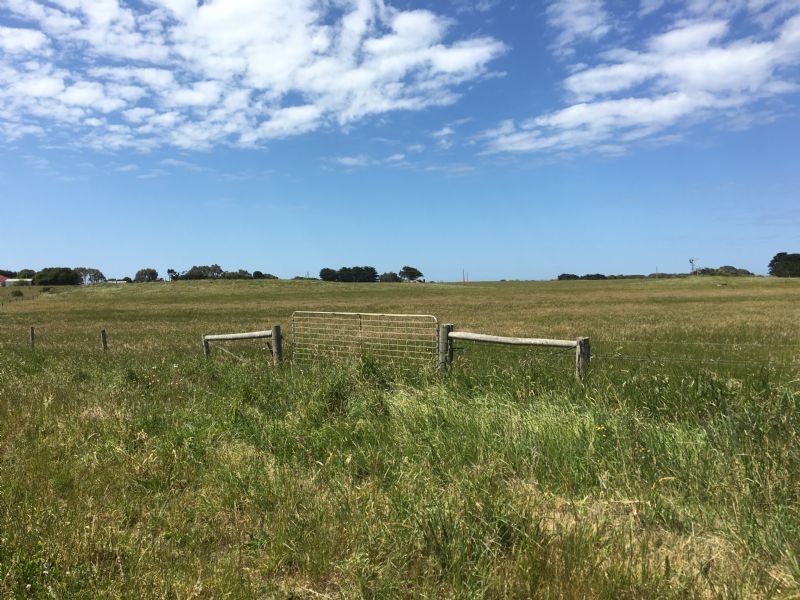 Crn of Sharkeys Rd & Ross Lane, Port Fairy VIC 3284
