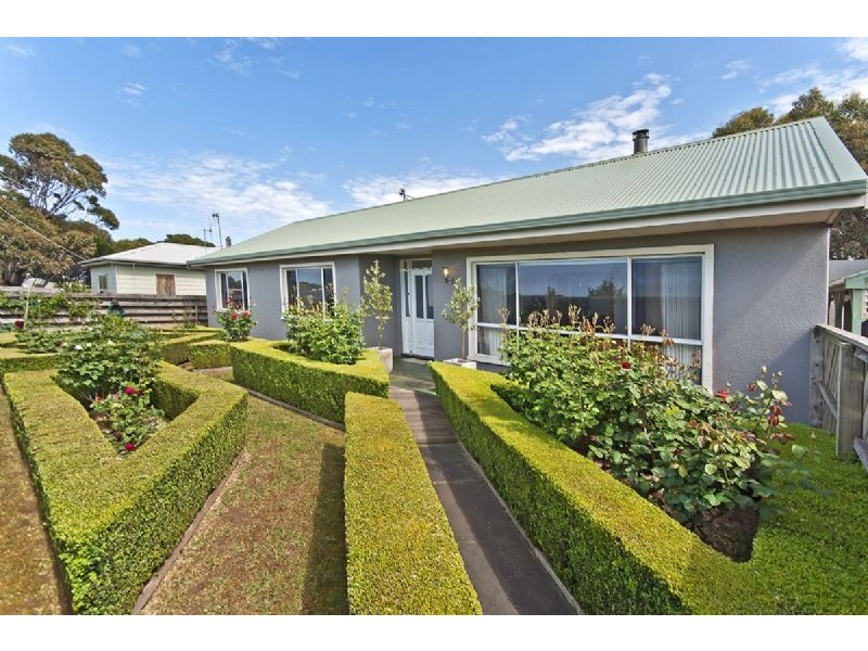 274 Princes Hwy, Port Fairy VIC 3284