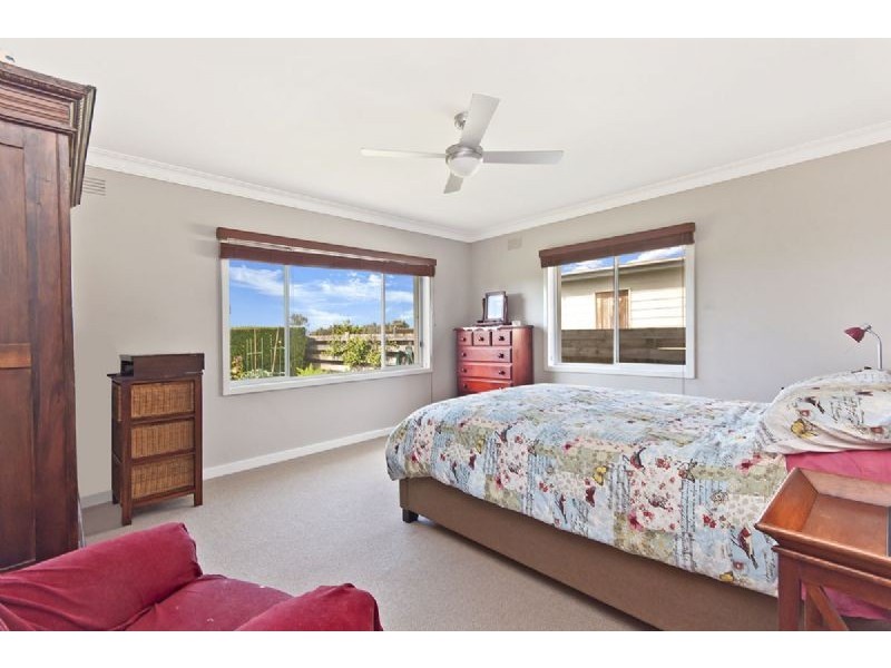 274 Princes Hwy, Port Fairy VIC 3284