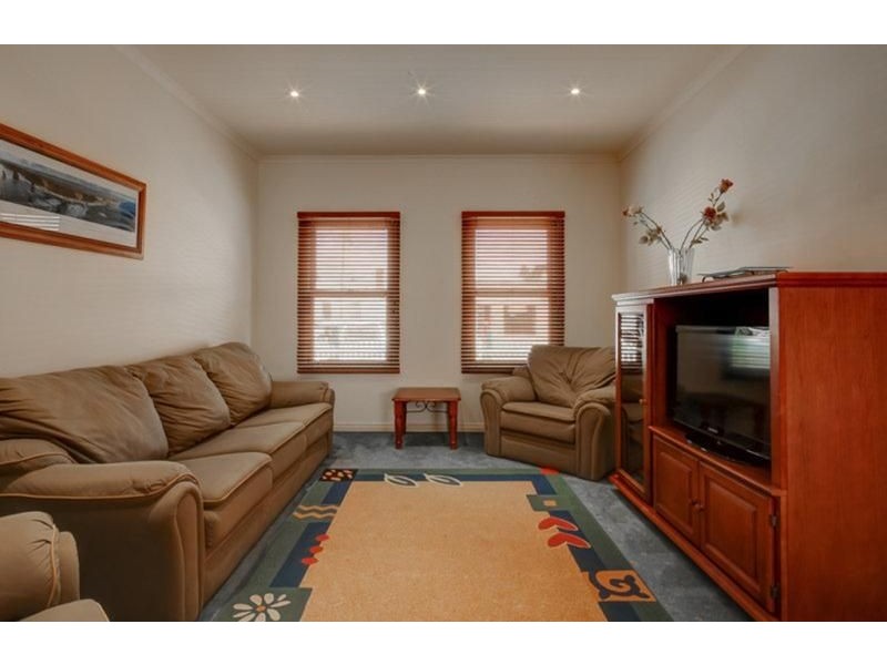 22 Cox Street, Port Fairy VIC 3284