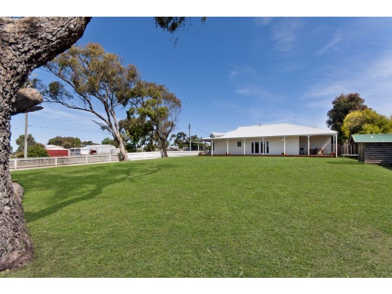 29 McVicar Street, Koroit VIC 3282