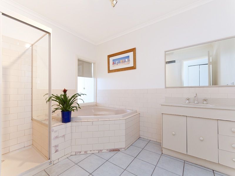 4A Hanley Court, Port Fairy VIC 3284